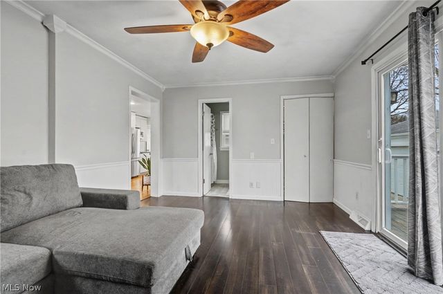 2707 Overbrook Road, Cuyahoga Falls, OH 44221