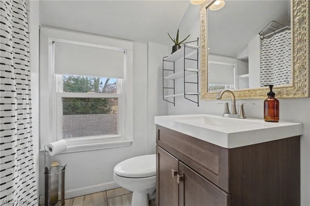 2707 Overbrook Road, Cuyahoga Falls, OH 44221