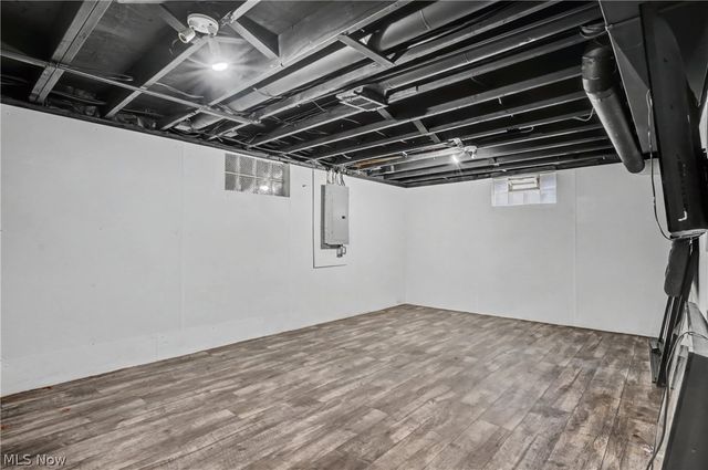 2707 Overbrook Road, Cuyahoga Falls, OH 44221