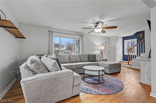 2707 Overbrook Road, Cuyahoga Falls, OH 44221