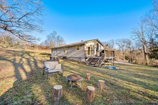 474018 E 660 Road, Watts, OK 74964