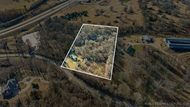 474018 E 660 Road, Watts, OK 74964