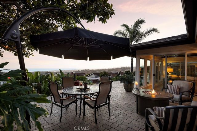327 Calle Felicidad, San Clemente, CA 92672