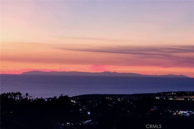 327 Calle Felicidad, San Clemente, CA 92672