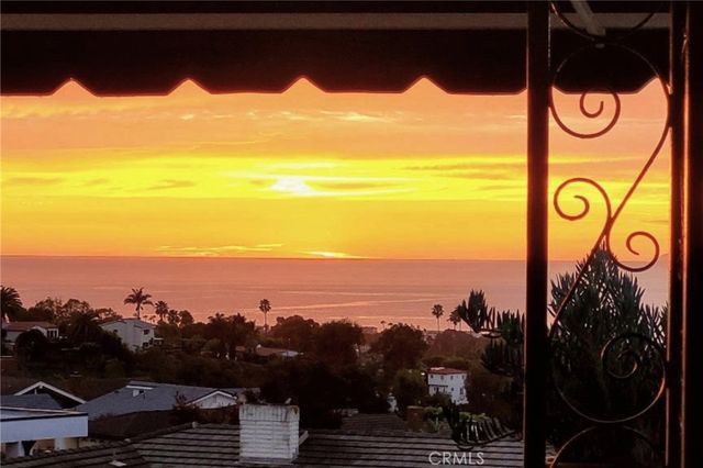 327 Calle Felicidad, San Clemente, CA 92672