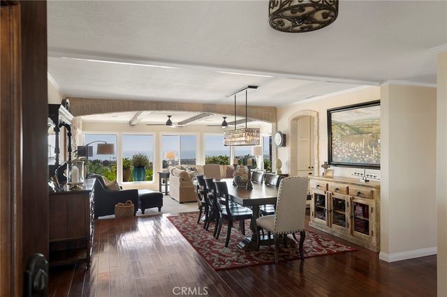327 Calle Felicidad, San Clemente, CA 92672