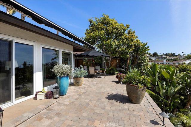 327 Calle Felicidad, San Clemente, CA 92672