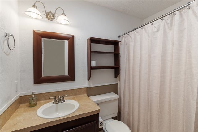 2919 Fairchild Drive, Bryan, TX 77803