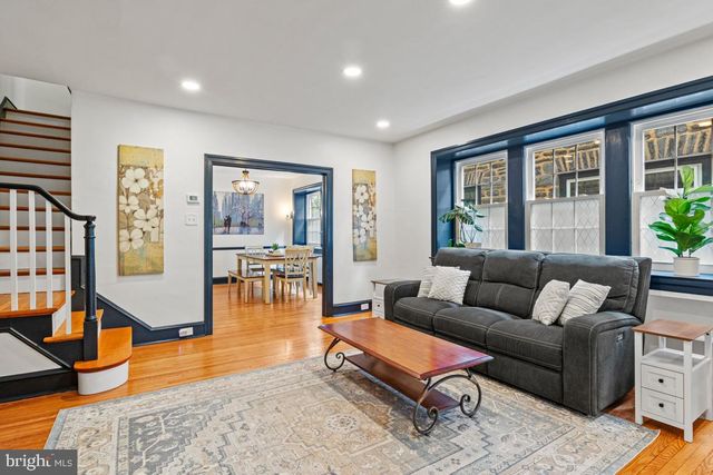 8023 SEMINOLE ST, Philadelphia, PA 19118