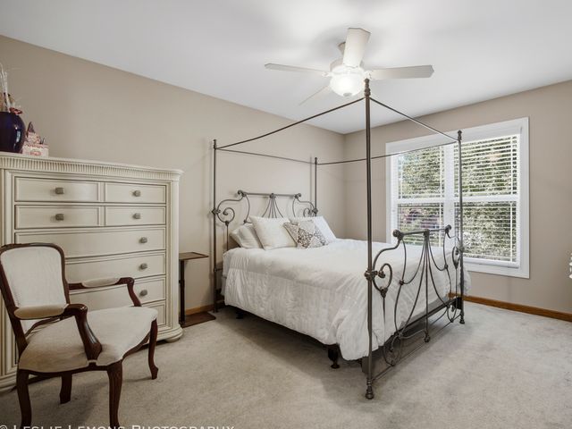 2559 Walnut Avenue, Geneva, IL 60134