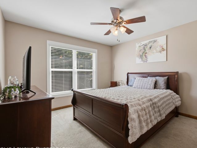 2559 Walnut Avenue, Geneva, IL 60134
