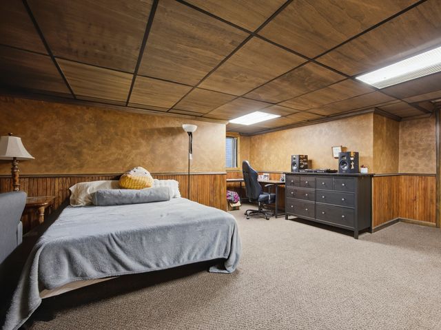 2559 Walnut Avenue, Geneva, IL 60134