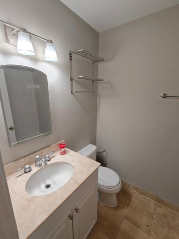 3745 W Argyle Street 1, Chicago, IL 60625