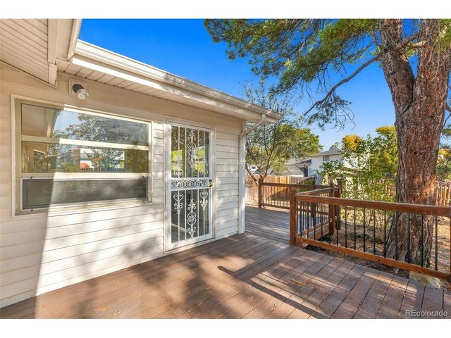 2803 Ridge Dr, Broomfield, CO 80020