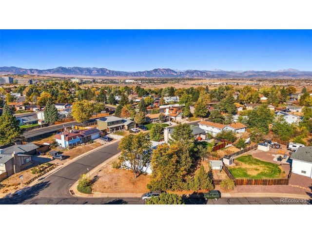 2803 Ridge Dr, Broomfield, CO 80020