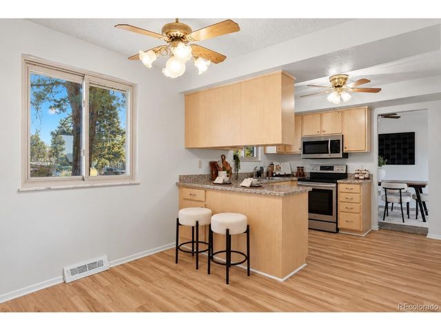 2803 Ridge Dr, Broomfield, CO 80020