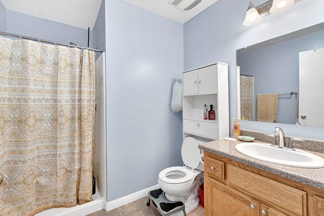 4713 E Belgravia Avenue, Fresno, CA 93725