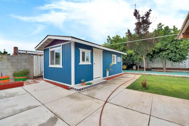 4713 E Belgravia Avenue, Fresno, CA 93725