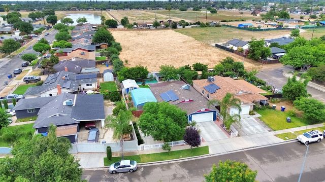 4713 E Belgravia Avenue, Fresno, CA 93725