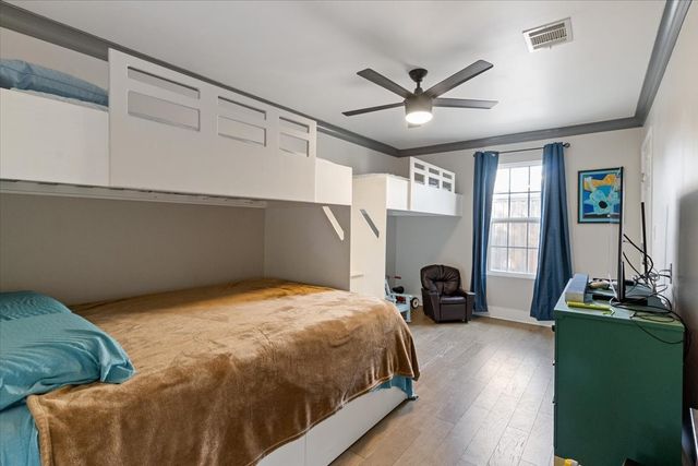 1113 Edwards Court S, Irving, TX 75062