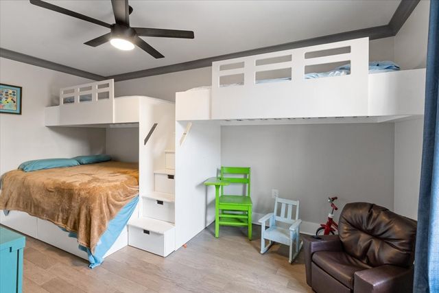 1113 Edwards Court S, Irving, TX 75062