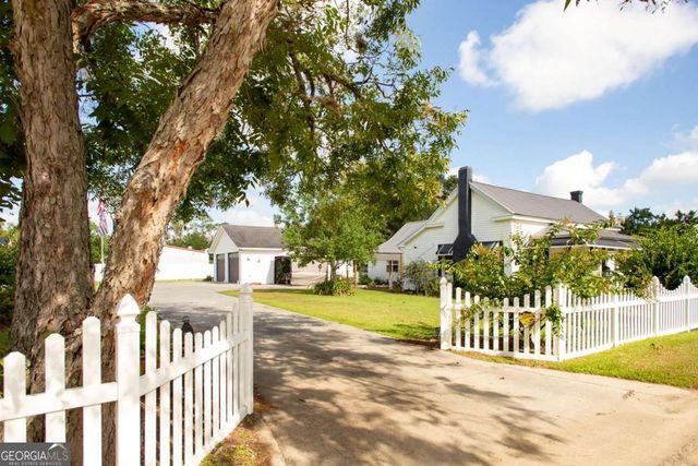 43 Graham Methodist Church Road, Baxley, GA 31513