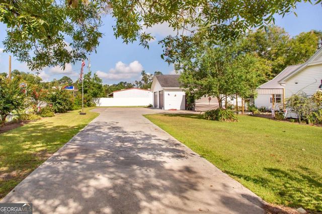 43 Graham Methodist Church Road, Baxley, GA 31513