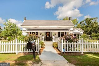43 Graham Methodist Church Road, Baxley, GA 31513