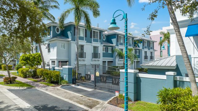 250 NE 3rd Avenue 1305, Delray Beach, FL 33444