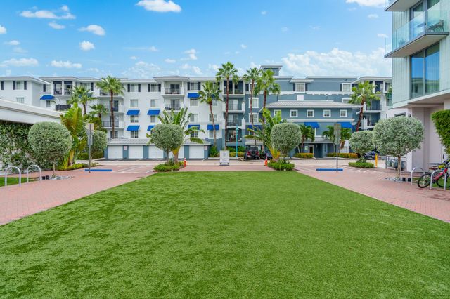 250 NE 3rd Avenue 1305, Delray Beach, FL 33444
