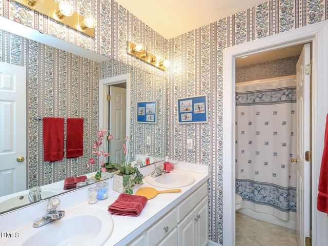 4333 Glen Erin Way, Raleigh, NC 27613