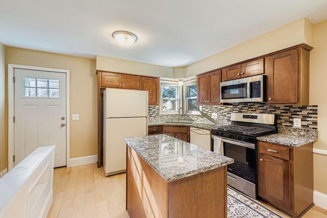 16418 Minnetonka Boulevard, Minnetonka, MN 55345