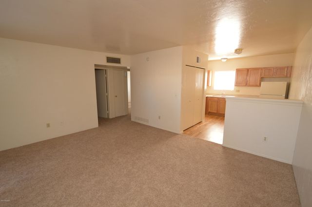 1618 N Columbus Boulevard, Tucson, AZ 85712