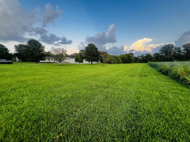 961 Smoot Rd, Morrison, TN 37357