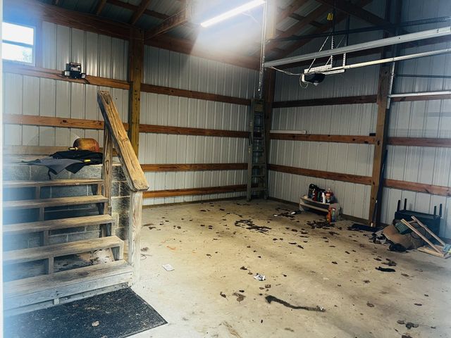961 Smoot Rd, Morrison, TN 37357