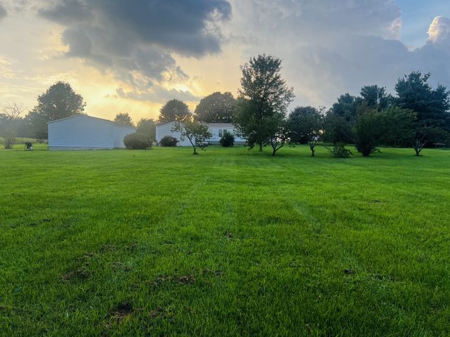 961 Smoot Rd, Morrison, TN 37357