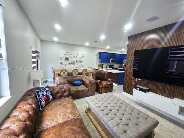 13418 SW 287th St, Homestead, FL 33033