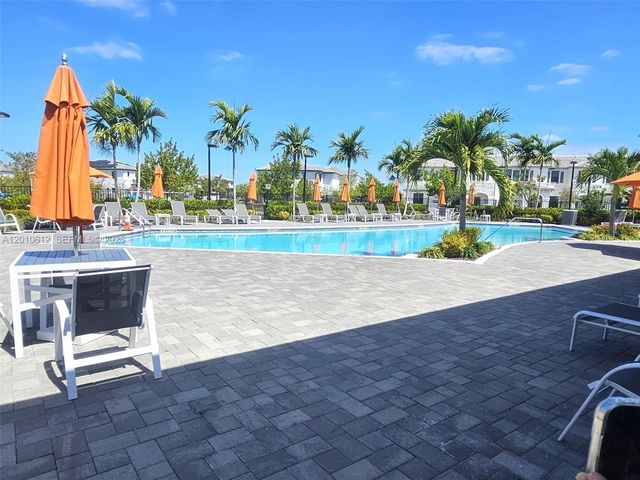 13418 SW 287th St, Homestead, FL 33033