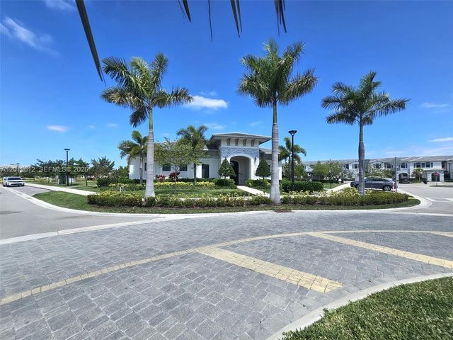 13418 SW 287th St, Homestead, FL 33033