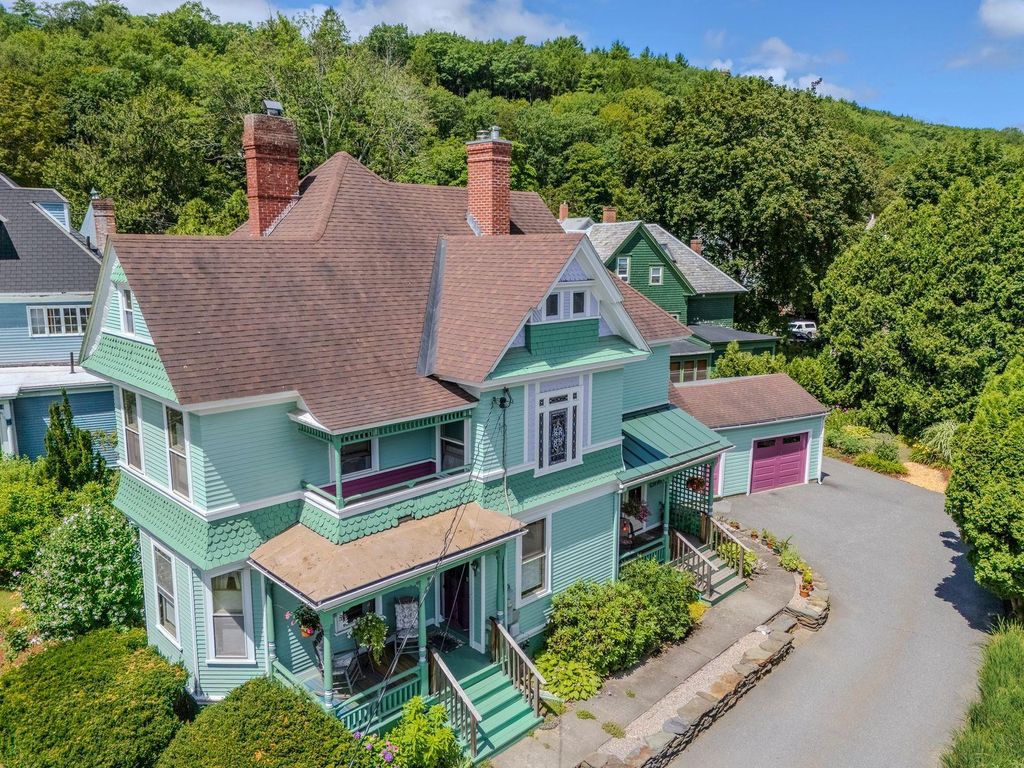 41 Chapin Street, Brattleboro, VT 05301