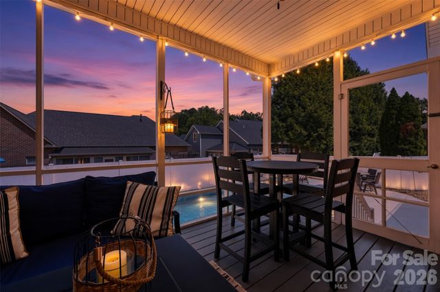 1719 30th Avenue Court NE, Hickory, NC 28601