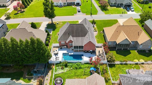 1719 30th Avenue Court NE, Hickory, NC 28601