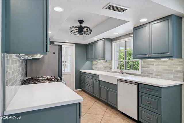 3526 E Sahuaro Drive, Phoenix, AZ 85028