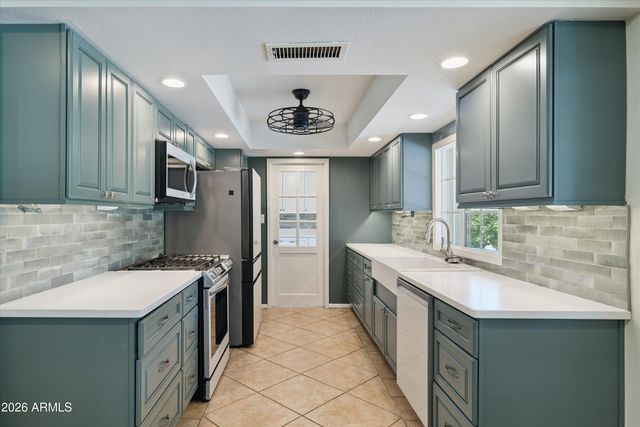 3526 E Sahuaro Drive, Phoenix, AZ 85028