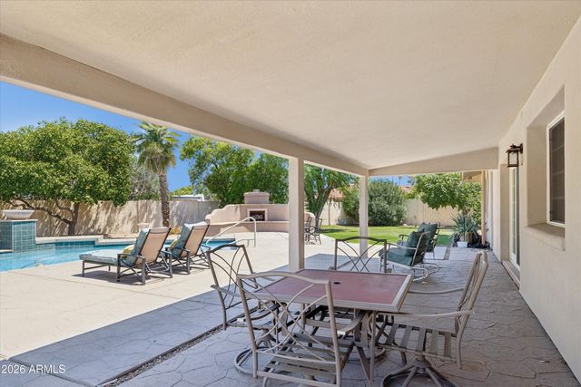 3526 E Sahuaro Drive, Phoenix, AZ 85028