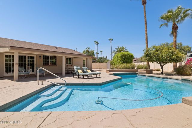 3526 E Sahuaro Drive, Phoenix, AZ 85028