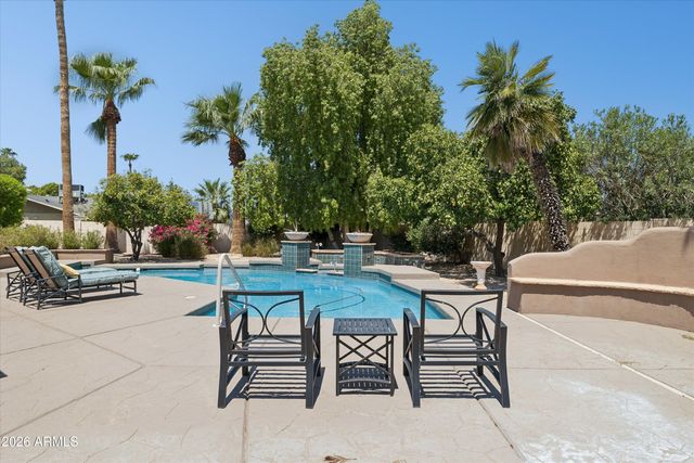 3526 E Sahuaro Drive, Phoenix, AZ 85028