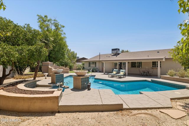 3526 E Sahuaro Drive, Phoenix, AZ 85028