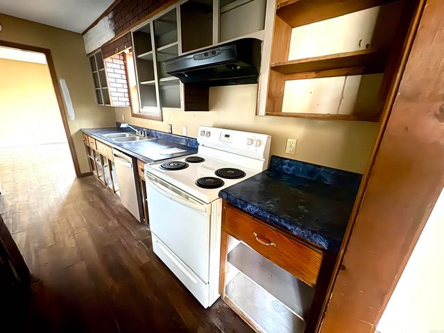 1012 N 12th Street, Augusta, AR 72006