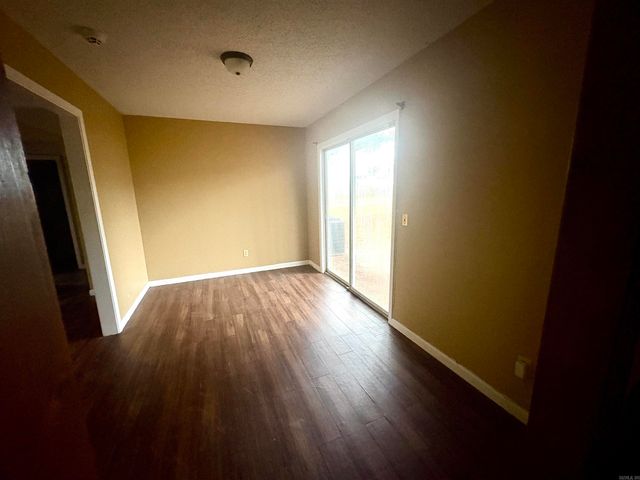 1012 N 12th Street, Augusta, AR 72006